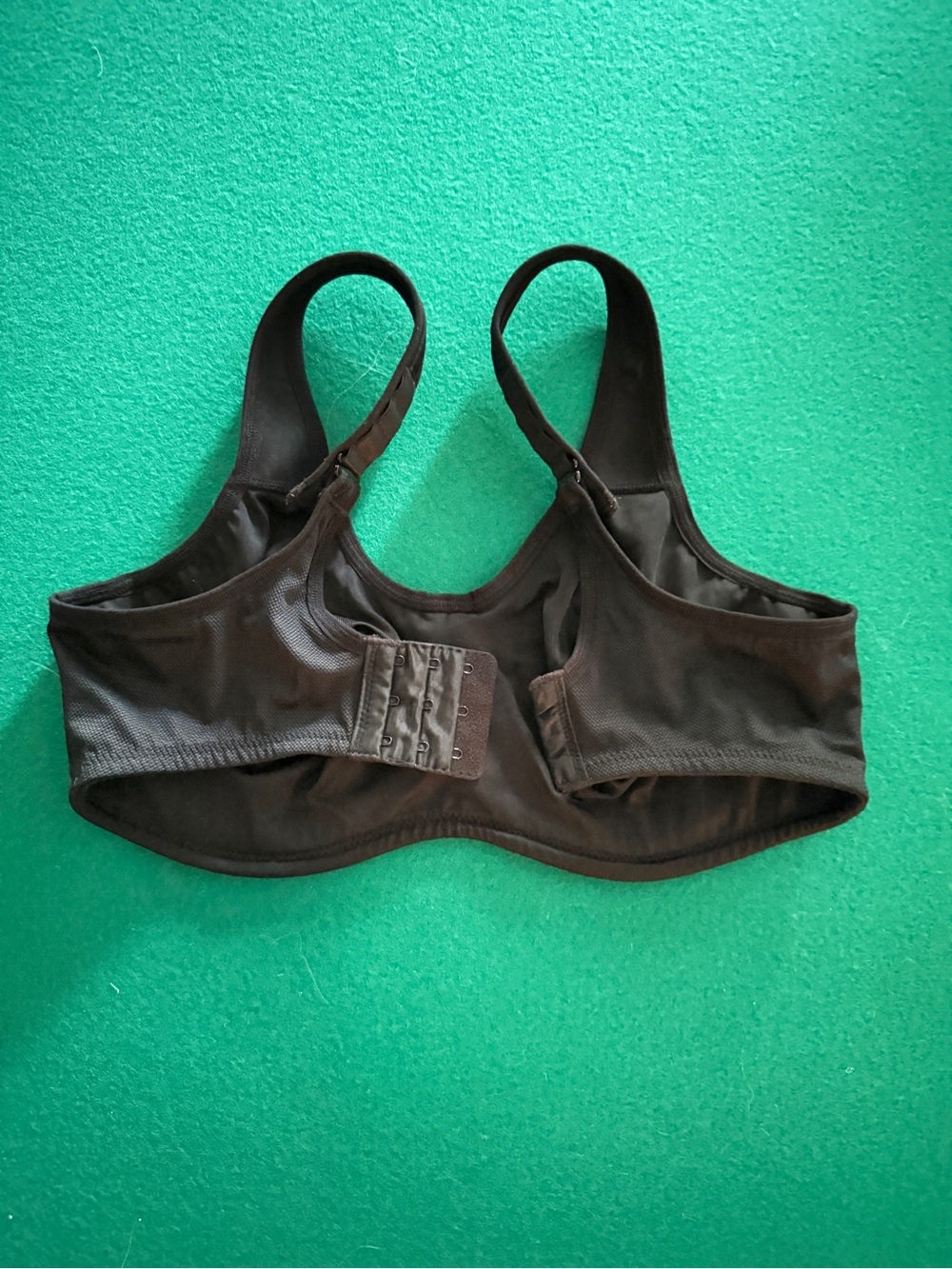 Wacoal Black Full Coverage Underwire Sports Bra, 36C - Picture 2 of 3